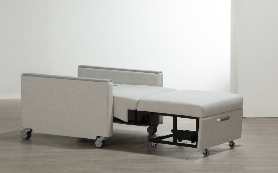 Sleeper Chair - 88 by IOA